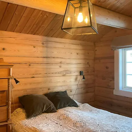 Idyllic Log At Nordseter Лиллехамер